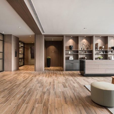 Lakeshore Hotel Tainan Buitenkant foto